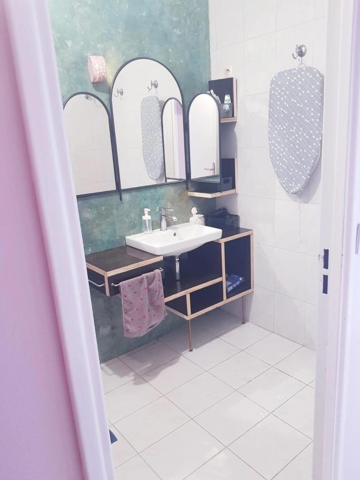 Chambre Famille D'Accueil Entre Paris Et Disney Douze Minutes Centre Paris Quinze Euros De Plus Pour Frais De Menage Neuilly-sur-Marne Luaran gambar